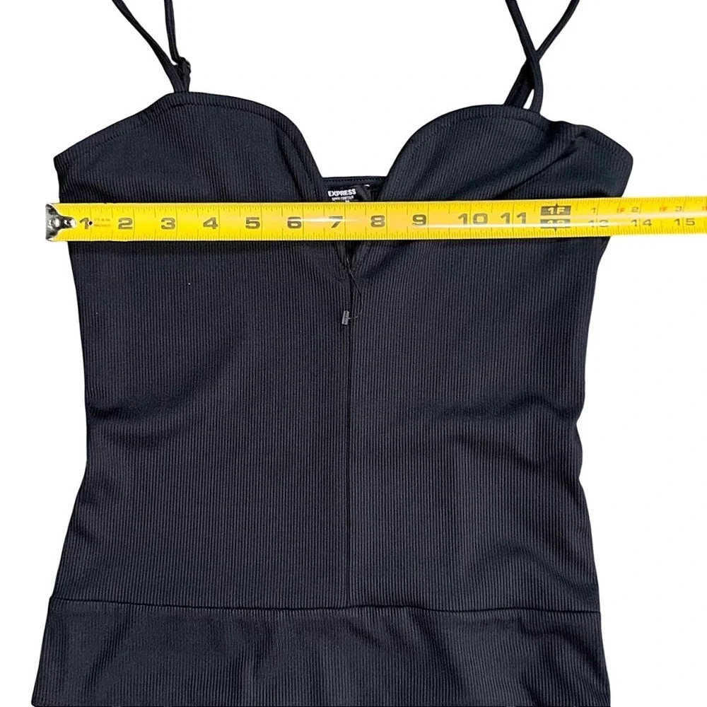 Express Body Contour Ribbed Sweetheart‎ V-Wire Bodysuit Black Medium NEW